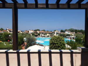 Poolblick von der Terrasse