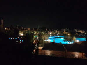 Pool bei Nacht